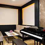 מלון Four Sides Sisli 4*