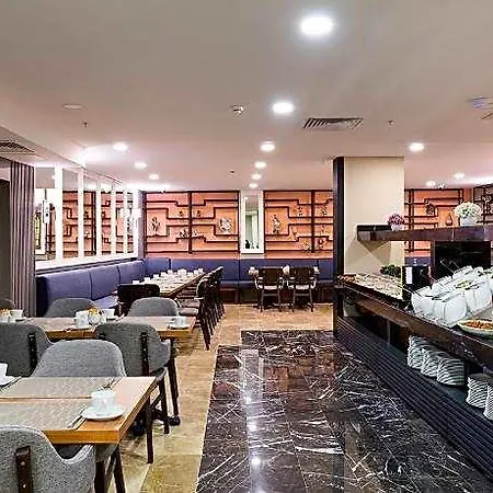 Otel Four Sides Sisli