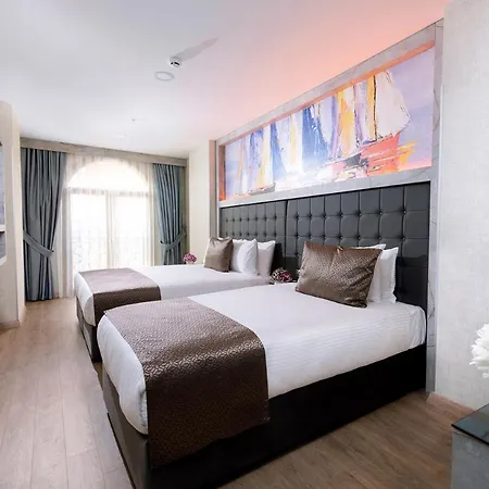 Four Sides Sisli 酒店