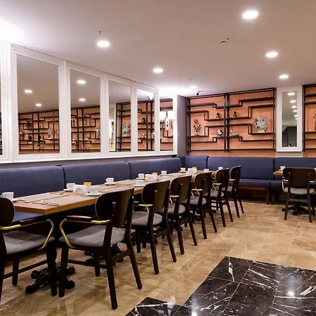 Four Sides Sisli 酒店