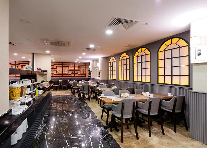 מלון Four Sides Sisli 4*