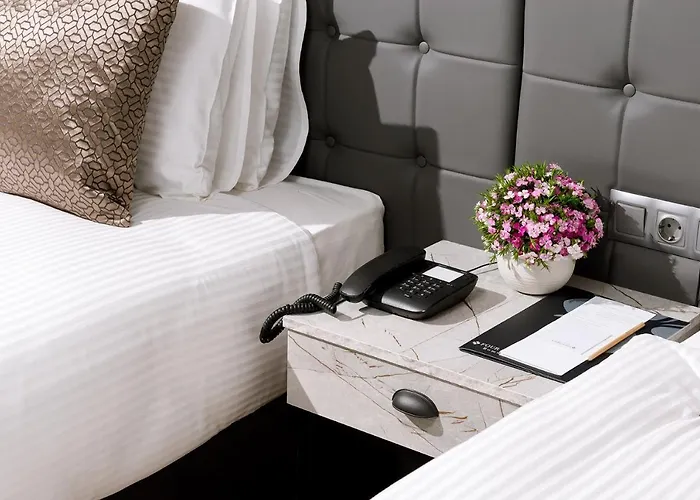 מלון Four Sides Sisli 4*