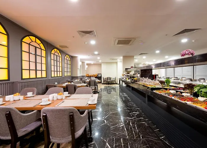 Four Sides Sisli מלון