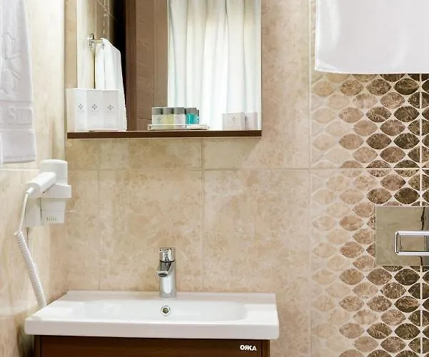 Four Sides Sisli Hotel 4*